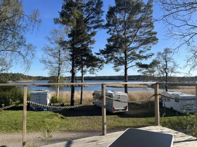Vi njöt av den fina utsikten över vattnet från Trosa Havsbad Camping