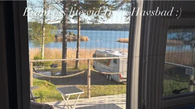 Vi njuter av utsikten från Frizze mot vattnet